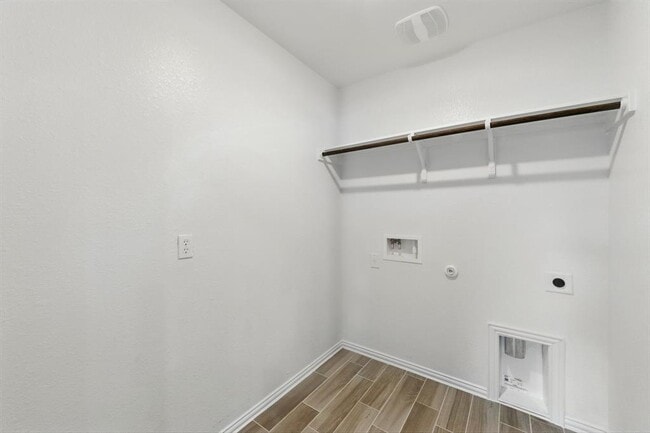 Building Photo - 149 Hackberry Ln