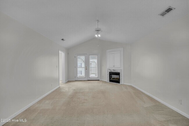 Building Photo - 5012 Hunters Trail