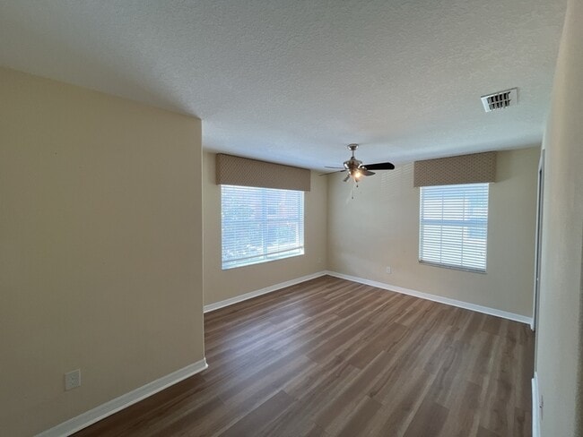 Building Photo - 8965 California Palm Rd