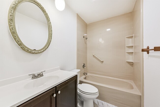 Building Photo - 5402 Dunnethead Dr