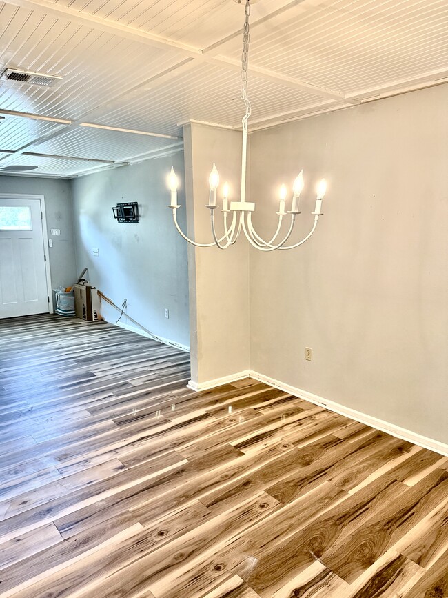 Building Photo - 328 51st St Ct W