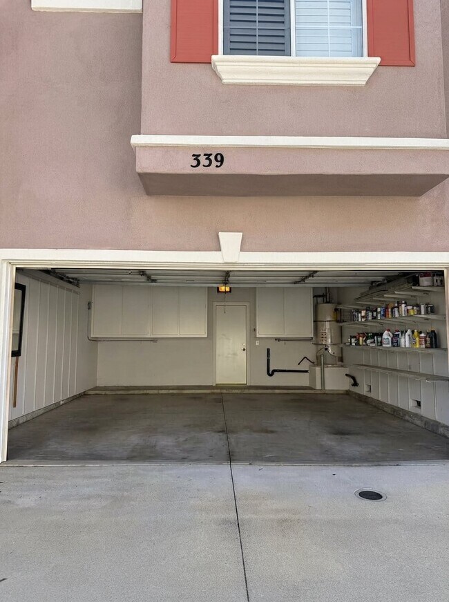 Building Photo - 339 California St