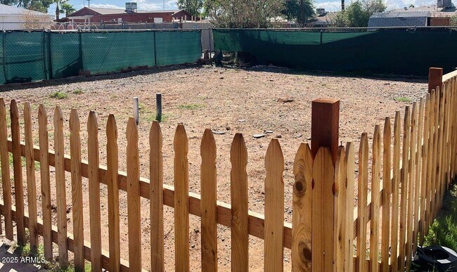 Building Photo - 11329 W Duluth Ave