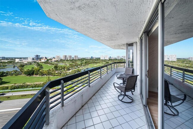 Building Photo - 3400 NE 192 St