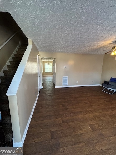 Building Photo - 5869 Strathmoor Manor Cir