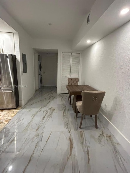 Building Photo - 760 Euclid Ave