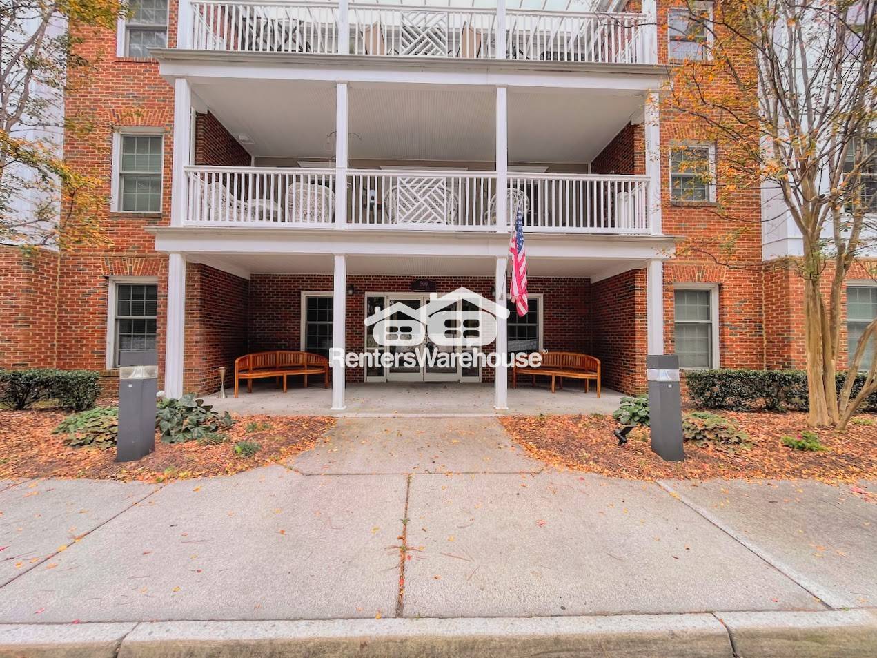 Building Photo - 500 Judah Way