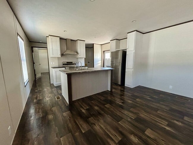 Building Photo - 2101 Ladnier Rd