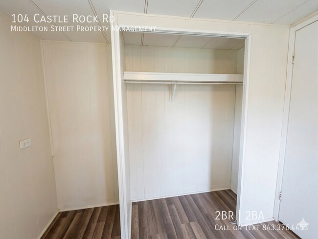 Building Photo - 104 Castle Rock Rd