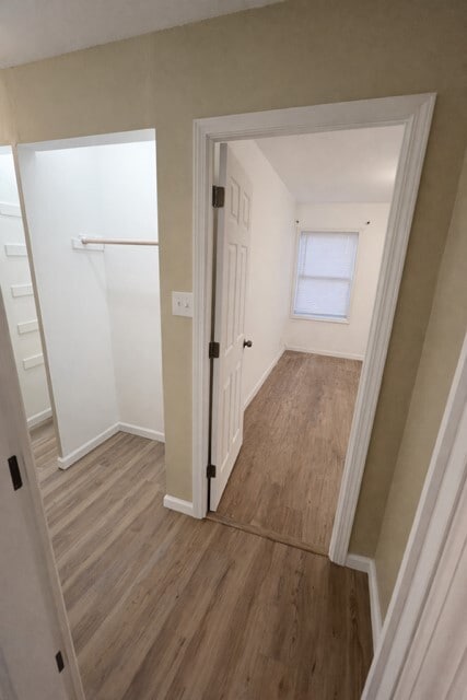 Building Photo - 455 S 6th St