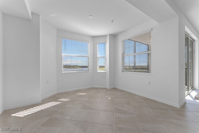 Building Photo - 5555 Double Eagle Cir
