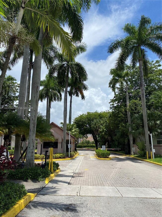 Building Photo - 14168 SW 93rd Ln