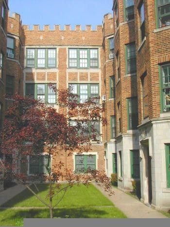 Building Photo - 4875 N Paulina St