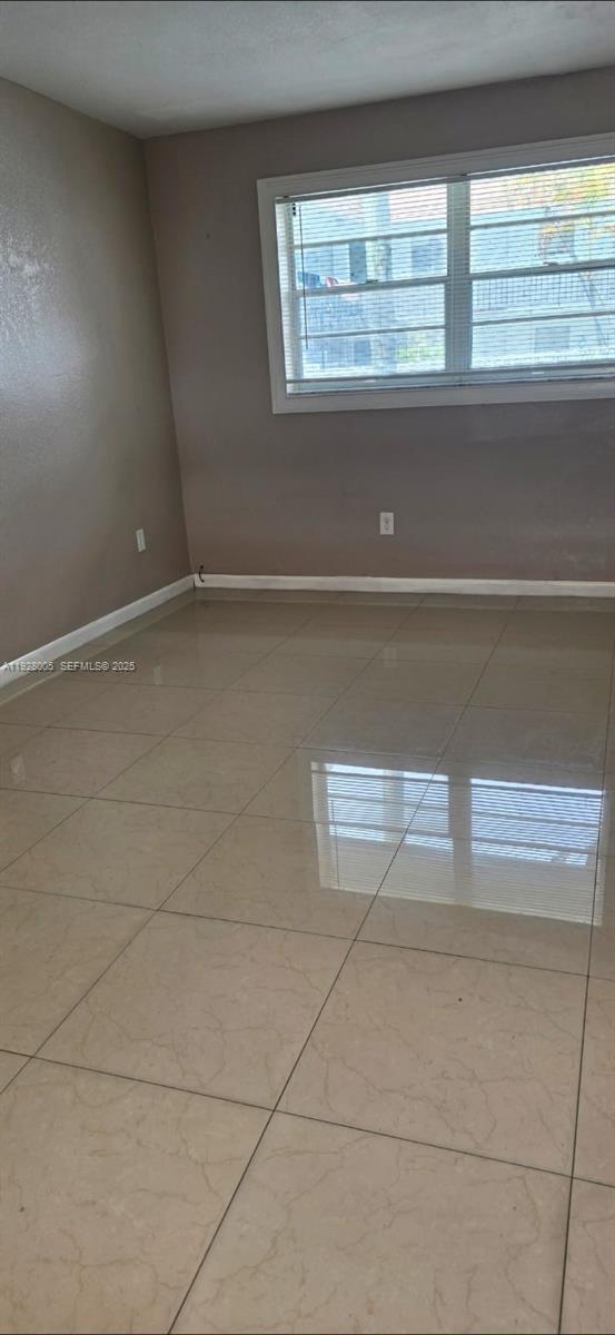 Building Photo - 2228 Polk St