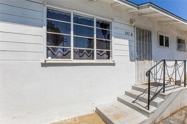 Building Photo - 347 W Dryden St