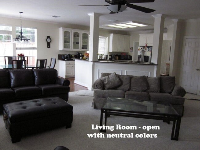 Building Photo - 1809 Crape Myrtle Cir