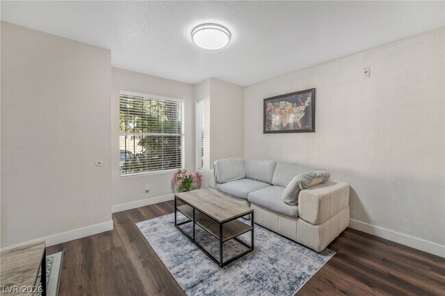 Building Photo - 3602 Gaylord Dr