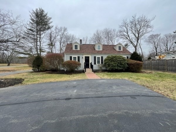 Building Photo - 793 Country Way