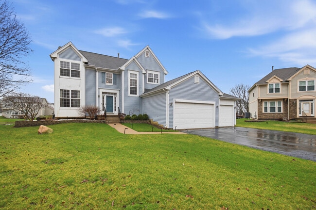 Building Photo - 512 Normandy Ln