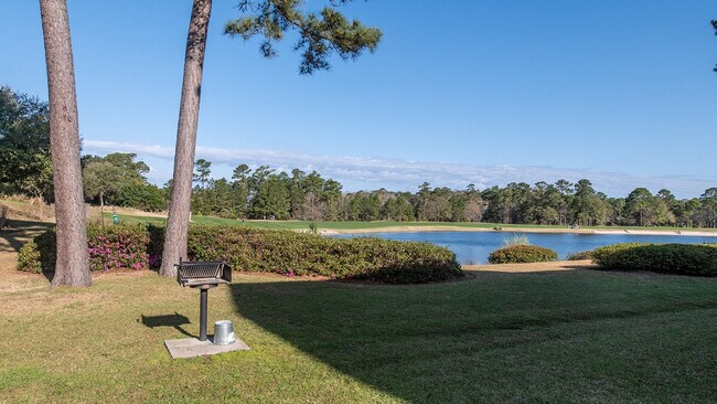 Building Photo - 532 Blue Stem Dr