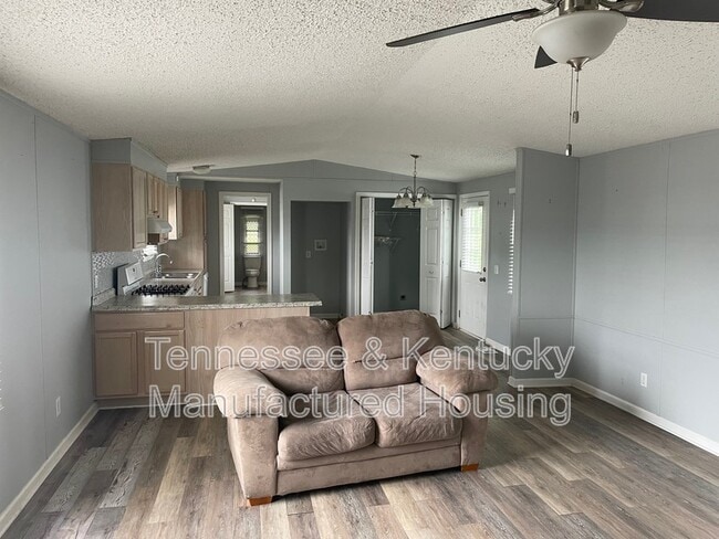 Building Photo - 207 Cumberland Ln