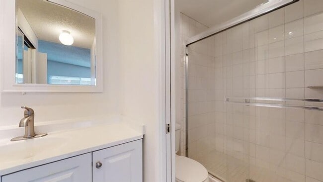 Building Photo - 1210 Amethyst St