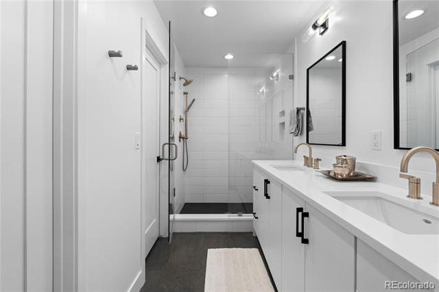 Building Photo - 3646 Quivas St