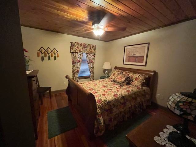 Building Photo - 1741 Camp South Moon Rd