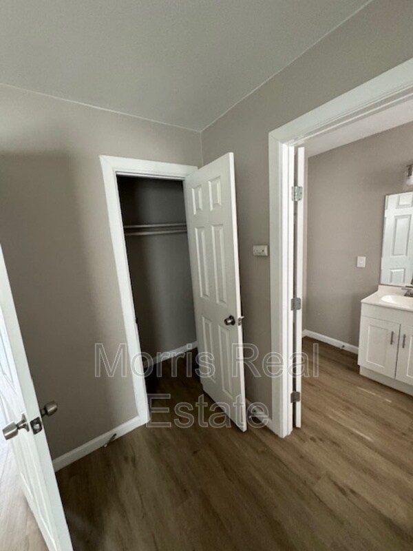 Building Photo - 201 W Green Ave