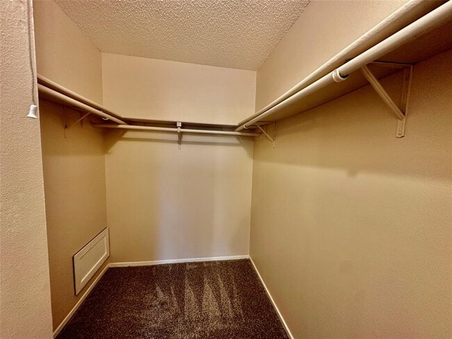Building Photo - 11612 Fruitwood Pl