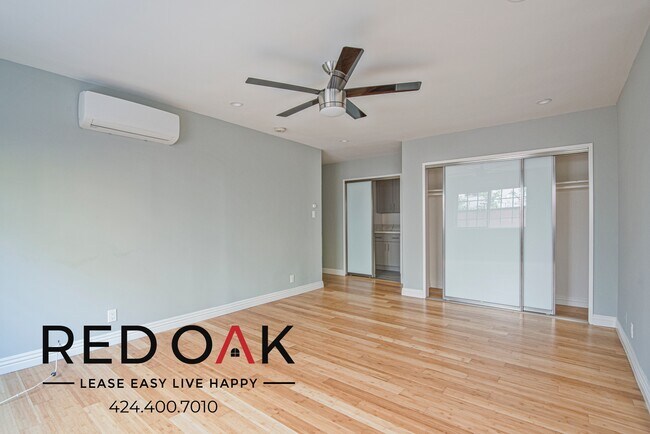 Building Photo - 1023 Hayworth Ave