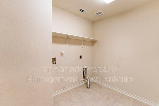 Building Photo - 14079 Coquina Blfs