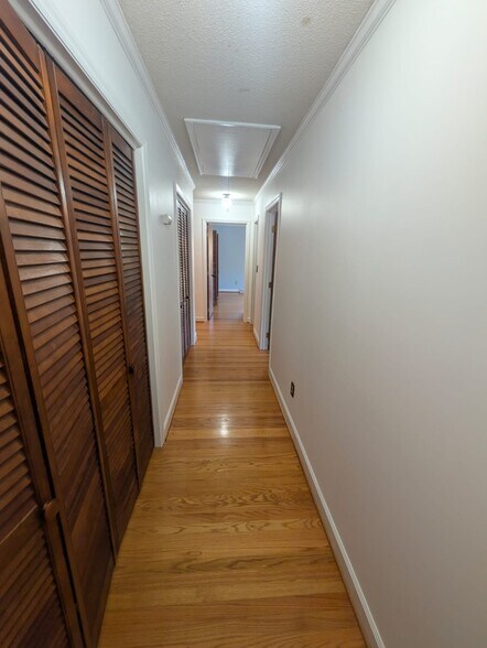 Building Photo - 8913 Oneal Rd