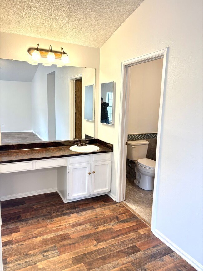 Building Photo - Charming 4bd/3ba home for rent Aurora Co 8...