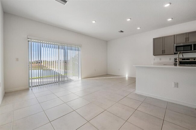 Building Photo - 2419 Paravane Wy