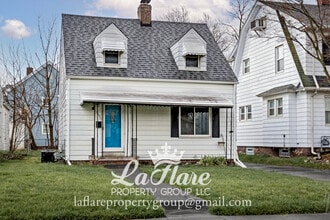 Building Photo - 4456 N Haven Ave