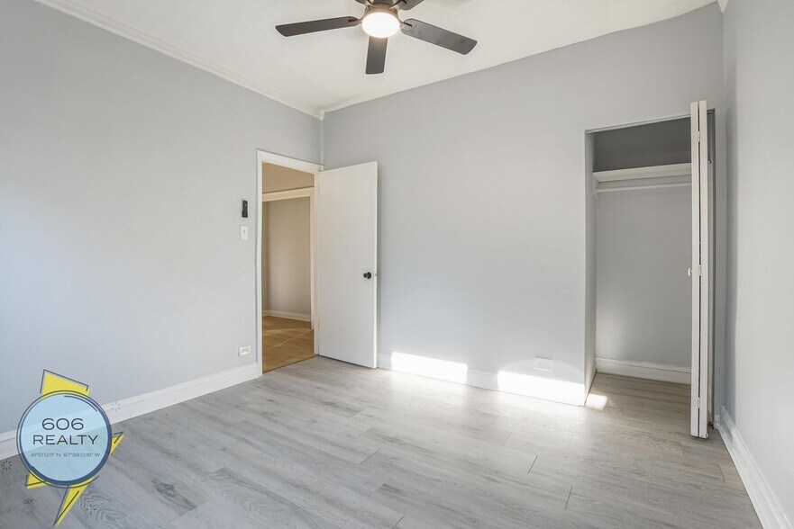 Building Photo - 5250 S Drexel Ave