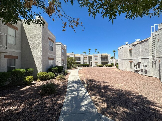 Building Photo - 1st Floor Condo! for rent in Las Vegas Nevada.