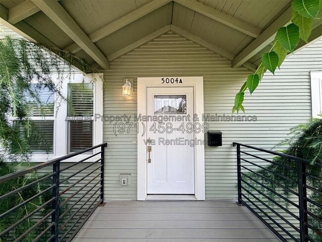 Building Photo - 5004 SE 38th Ave