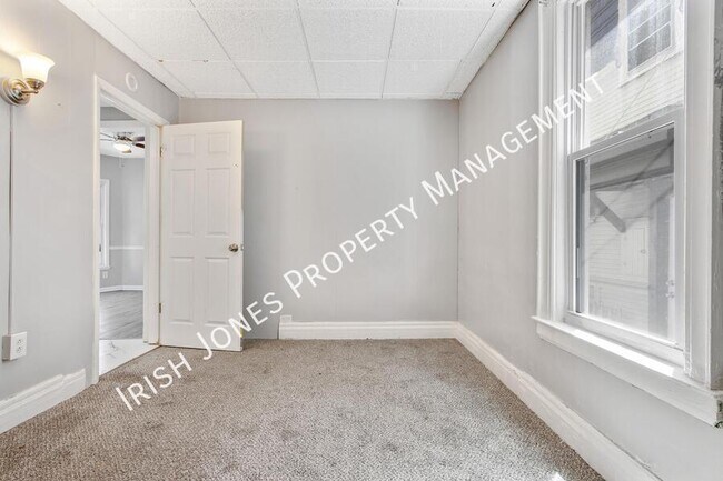 Building Photo - 76 Hammerschmidt Ave