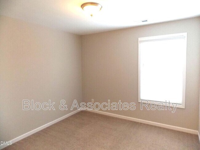 Building Photo - 603 Old Mill Village Dr