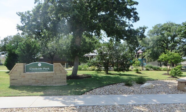 Building Photo - 4 Bedroom 2 Bathroom Creekside At Georgetown Village Home