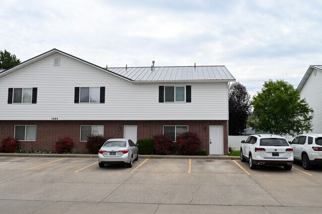Building Photo - 1394 N 290 W