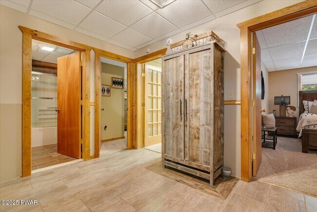 Building Photo - 134 Split Rock Rd