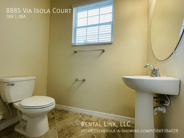 Building Photo - 8885 Via Isola Court