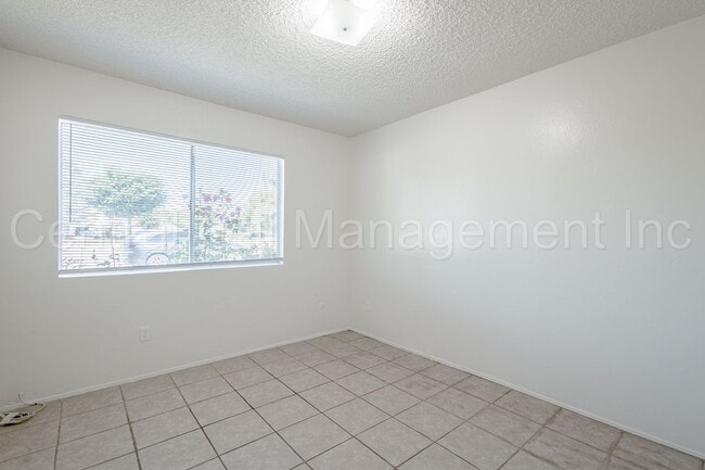 Building Photo - 6208 Stine Rd