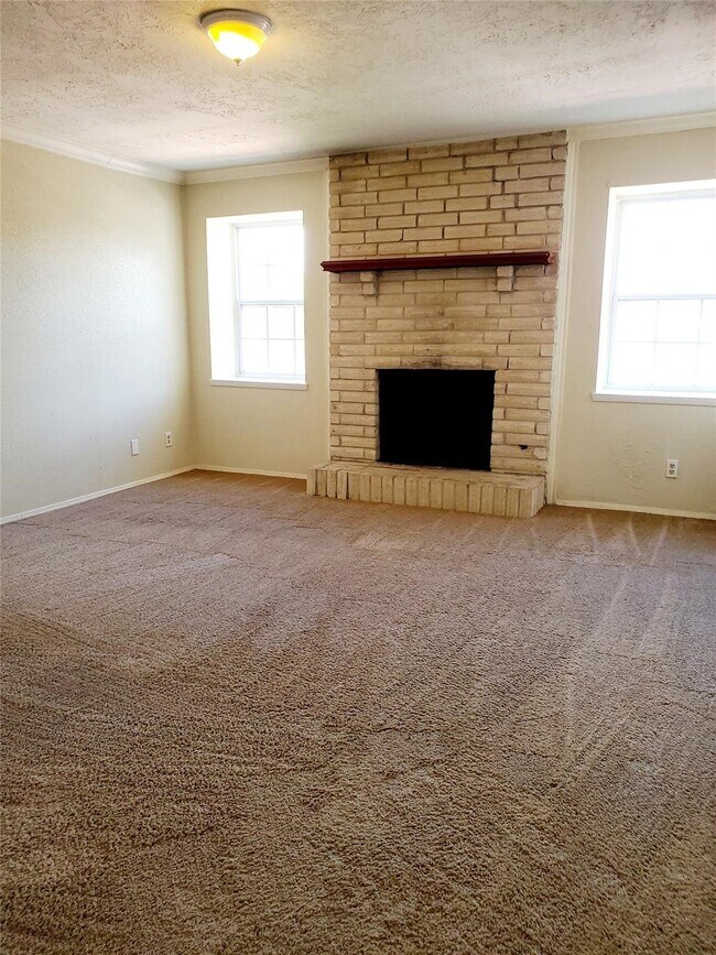 Building Photo - 11806 Hillcroft St