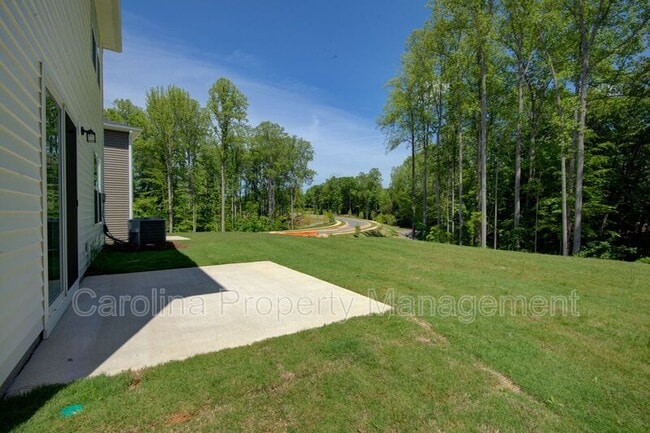 Building Photo - 105 Johns Cardinal Dr