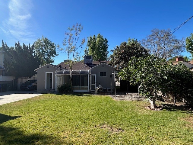 Back of house - 11235 Lynrose St