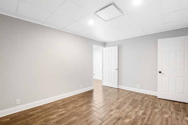 Building Photo - 6405 N Pinson Rd